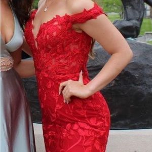 red prom dress